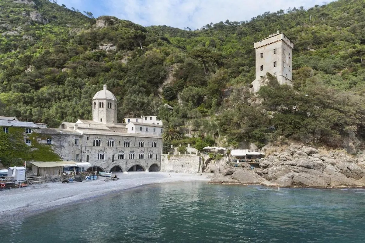 Sea View Apartment With Private Garden Camogli Italia